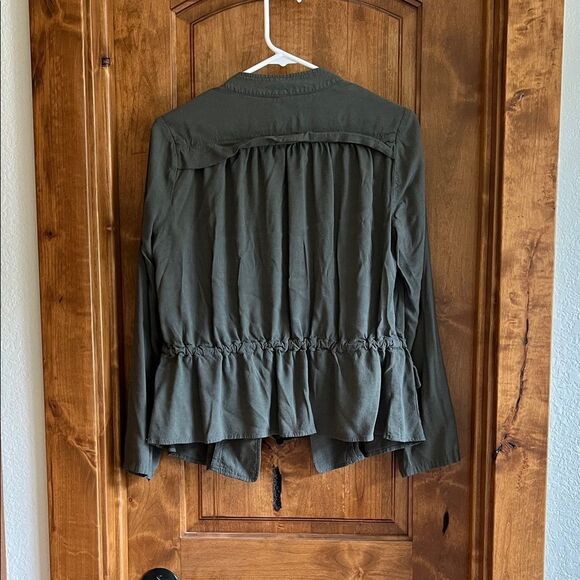 NIC + ZOE - Picture 6 of 6